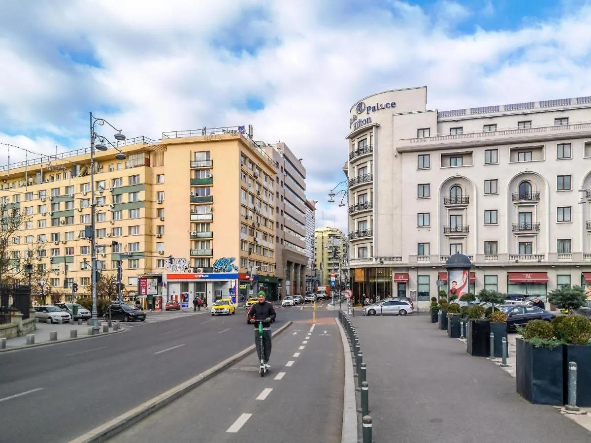 Victoriei Yellow Bucarest